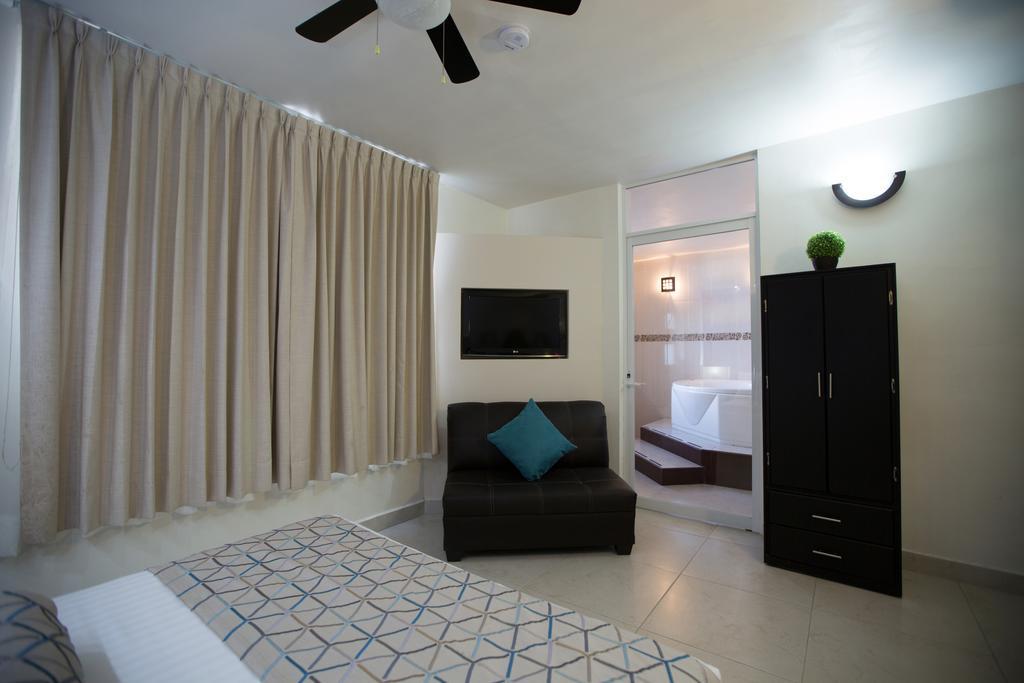 Hotel La Torre San Francisco San Francisco Del Rincon Bagian luar foto